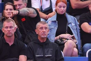 První vyjádření Babišovy zrzky k jejich vztahu. Krásná Aneta se s tím nemaže – eXtra.cz